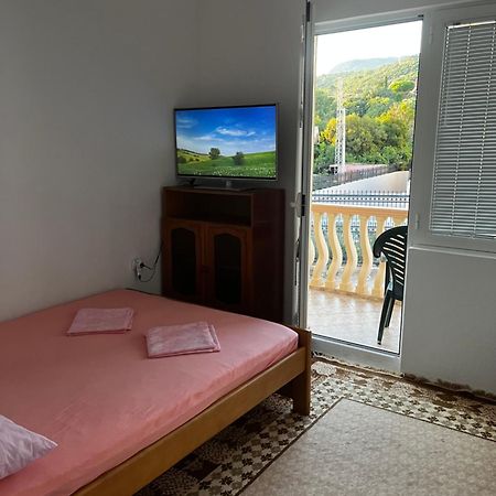 Planet Rooms Dobra Voda Exterior photo