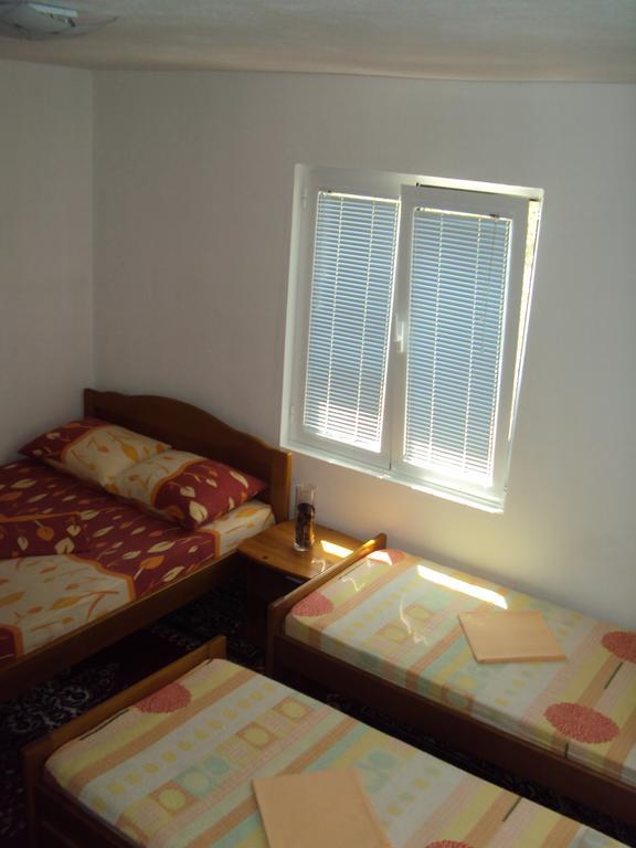 Planet Rooms Dobra Voda Exterior photo