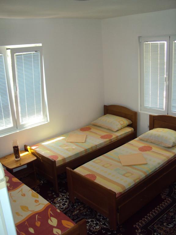 Planet Rooms Dobra Voda Exterior photo