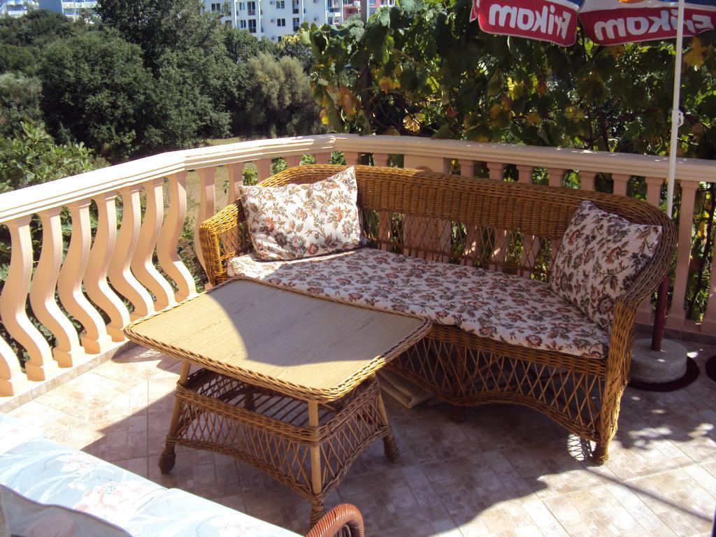 Planet Rooms Dobra Voda Exterior photo